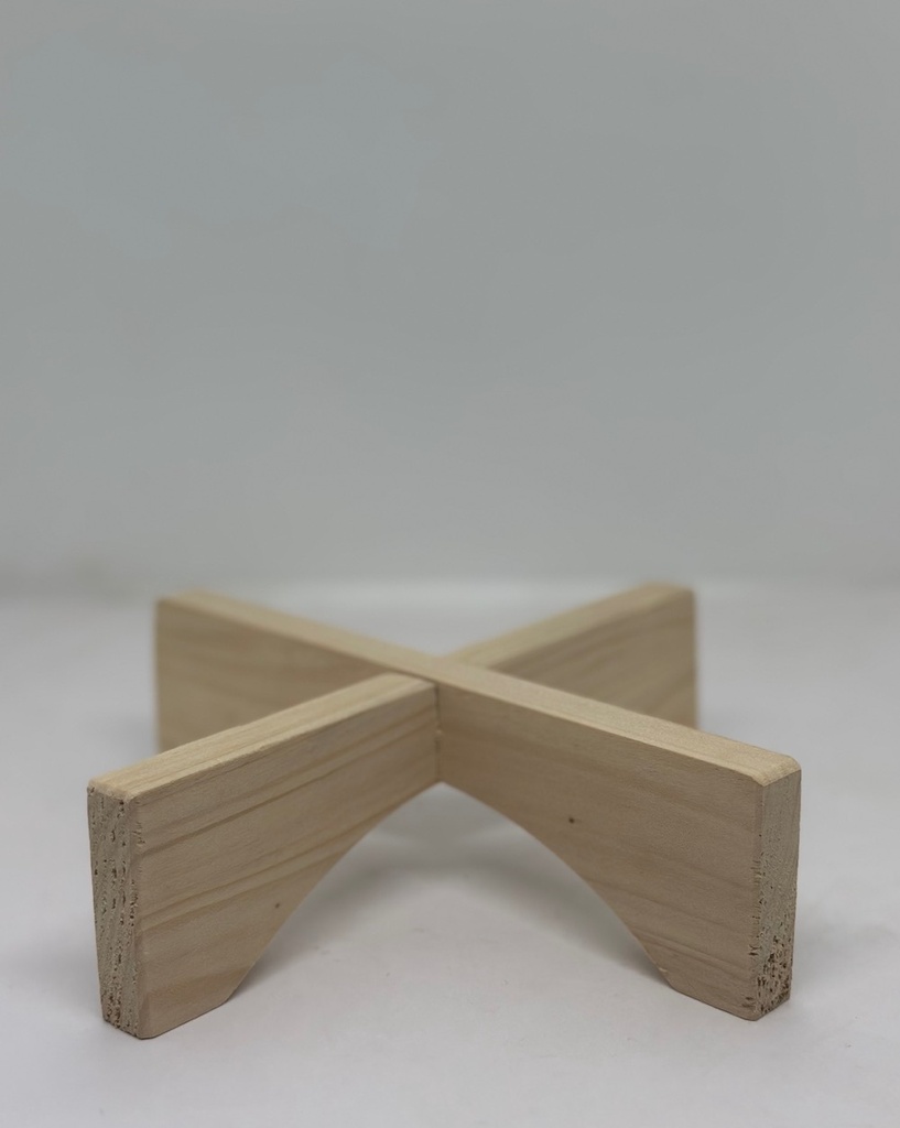 Size 2-5 Wooden Plant Stand