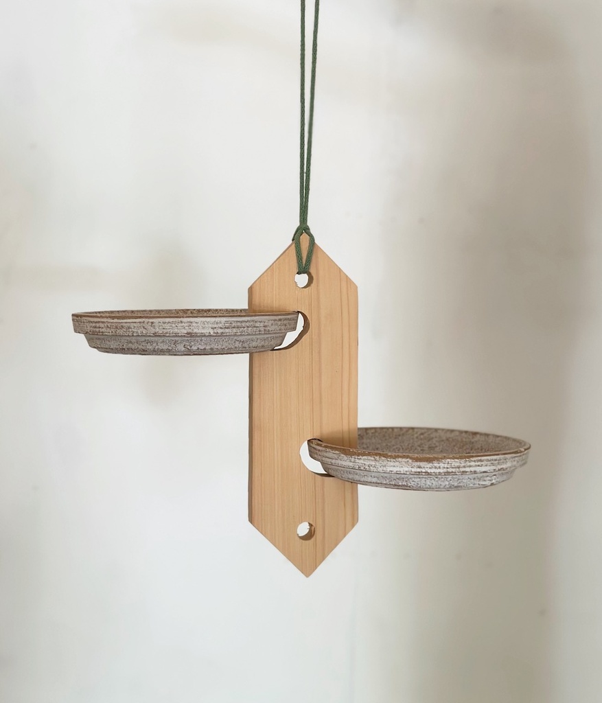 Slot-A-Pot Bird Feeder