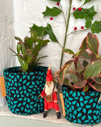 Holly Leaf Kitenge Planter